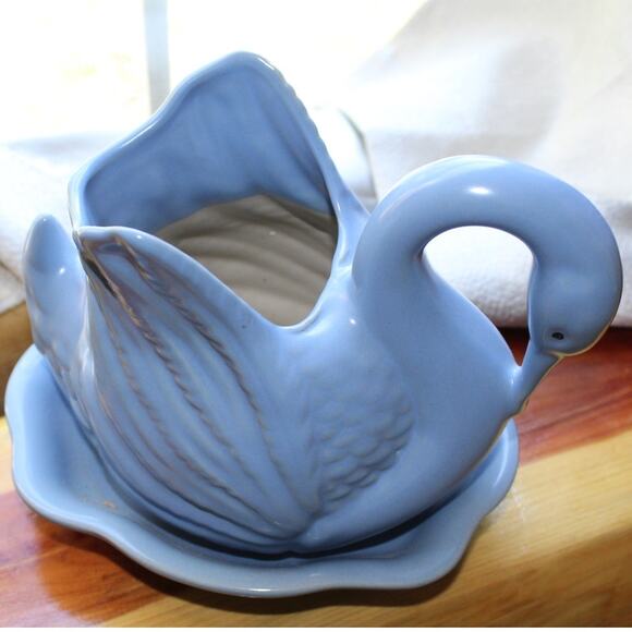 Vintage Blue Swan Planter with Drain Tray - Picture 2 of 7